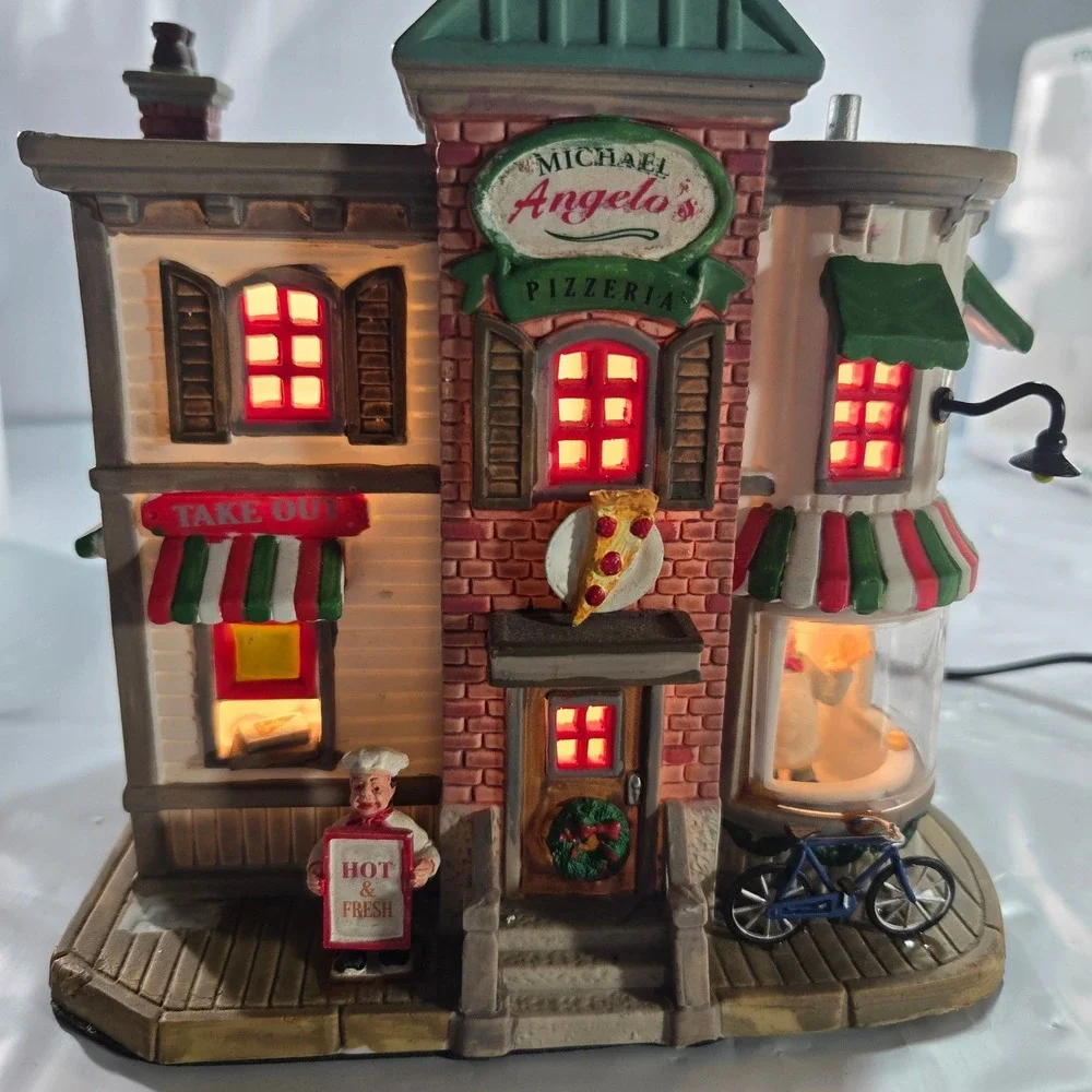 Carole Towne 2007 Michael Angelo's Pizzeria Christmas Village Light Up Building